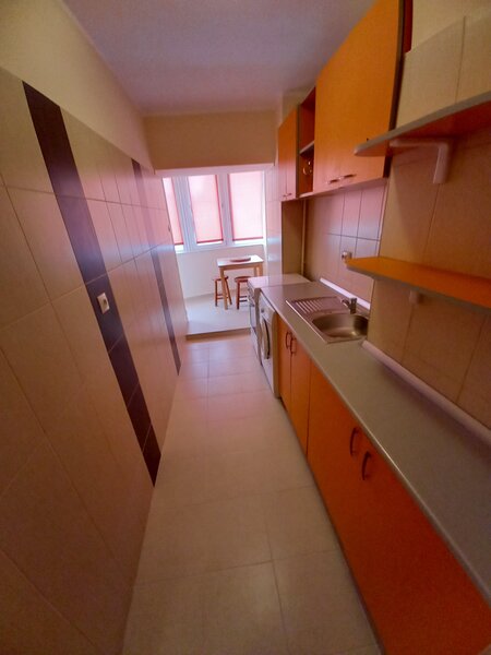 Bulevard Unirii str Traian, Studio 45mp, Decomandat, AC, Renovat Total