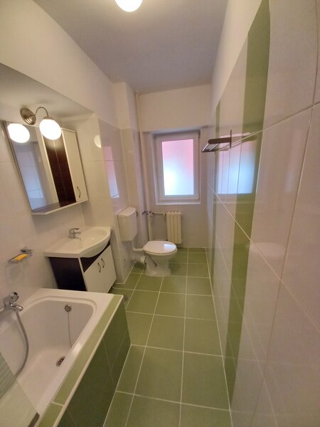 Bulevard Unirii str Traian, Studio 45mp, Decomandat, AC, Renovat Total